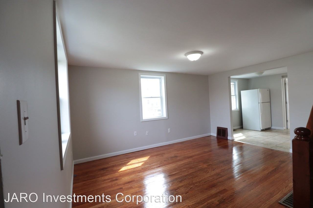 117 Douglas St Apartments in South End, Hartford, CT 06114 Zumper