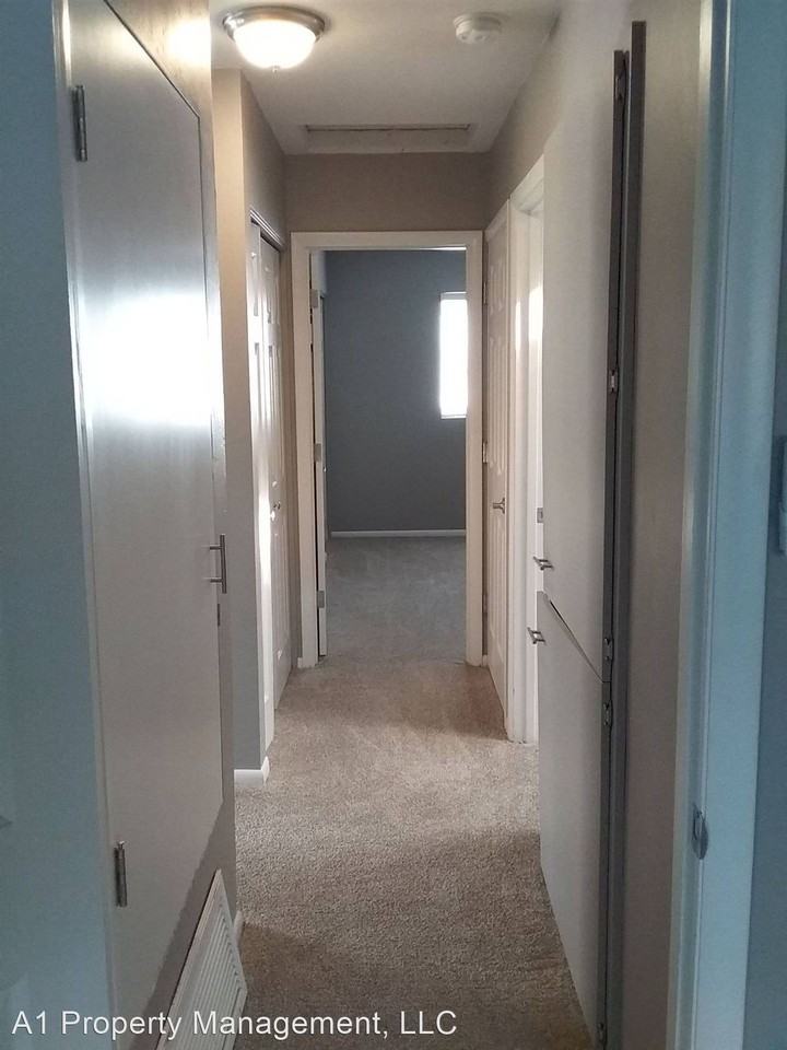 113 E. Aubrey Street - Photo 3 of 6