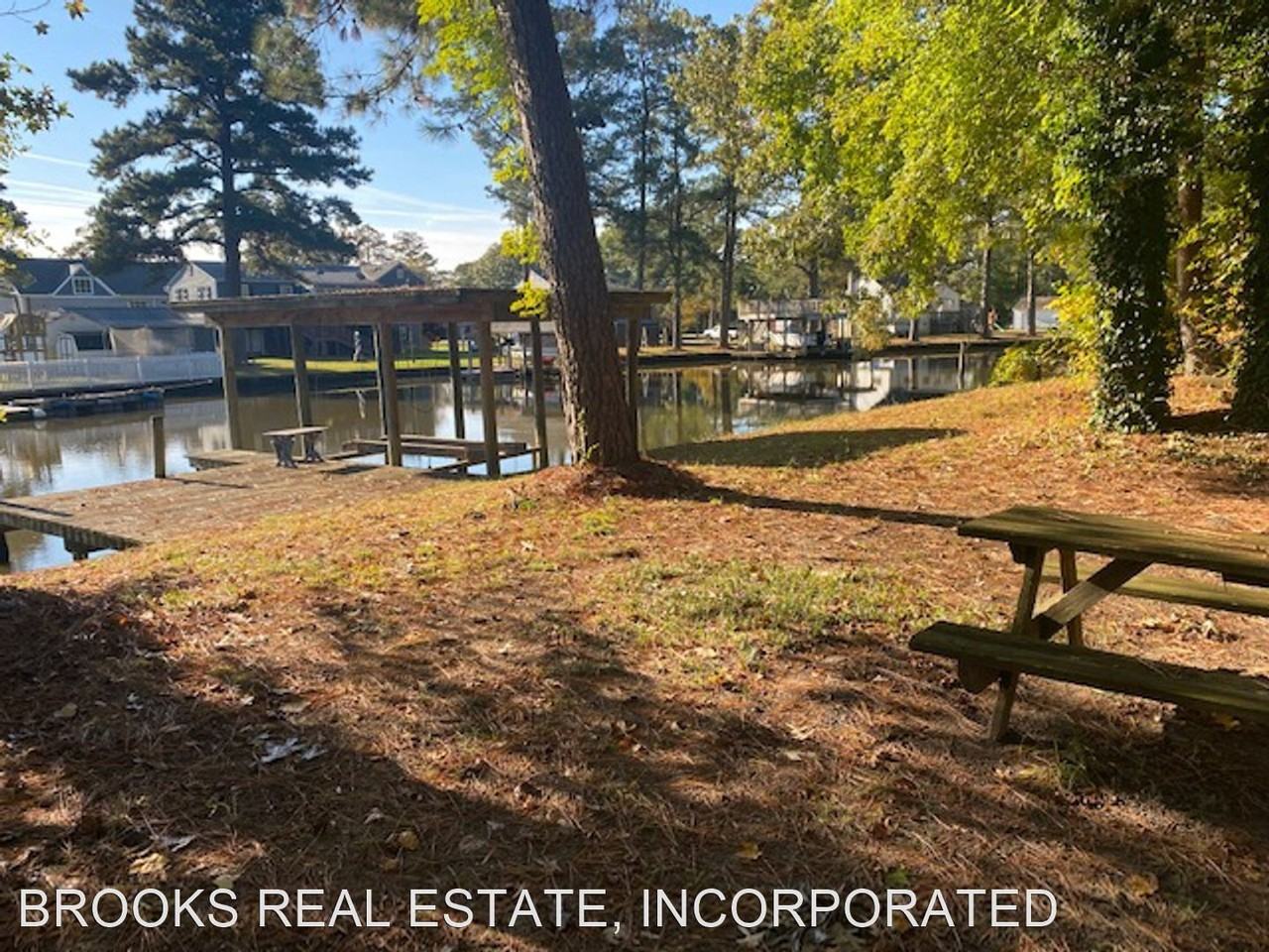 7250 Canal St - Photo 3 of 13