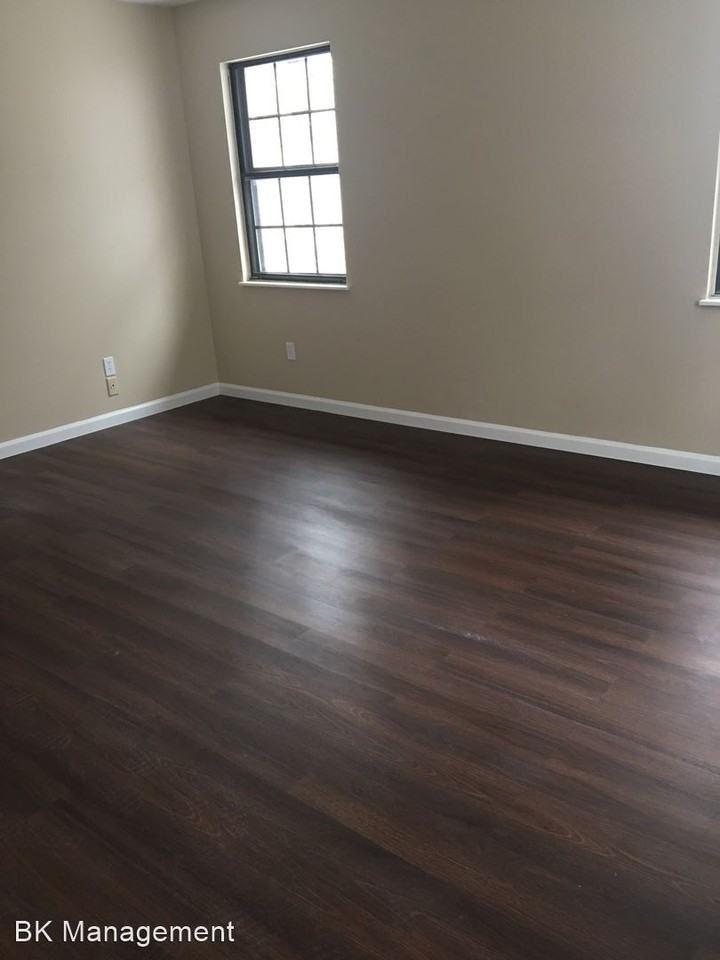 915 Indian Springs Rd - Photo 3 of 5