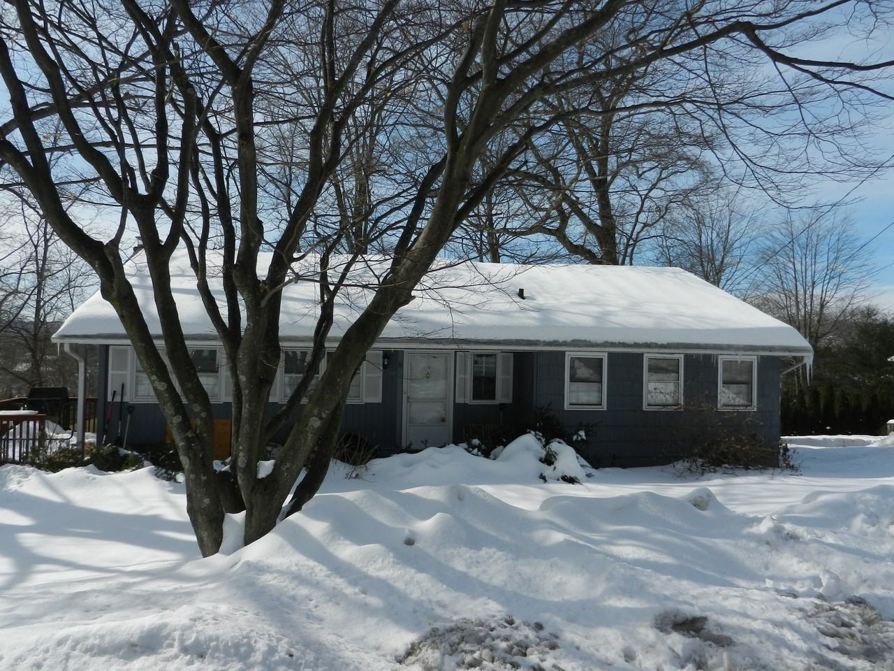 14 Skyline Dr - Photo 2 of 12