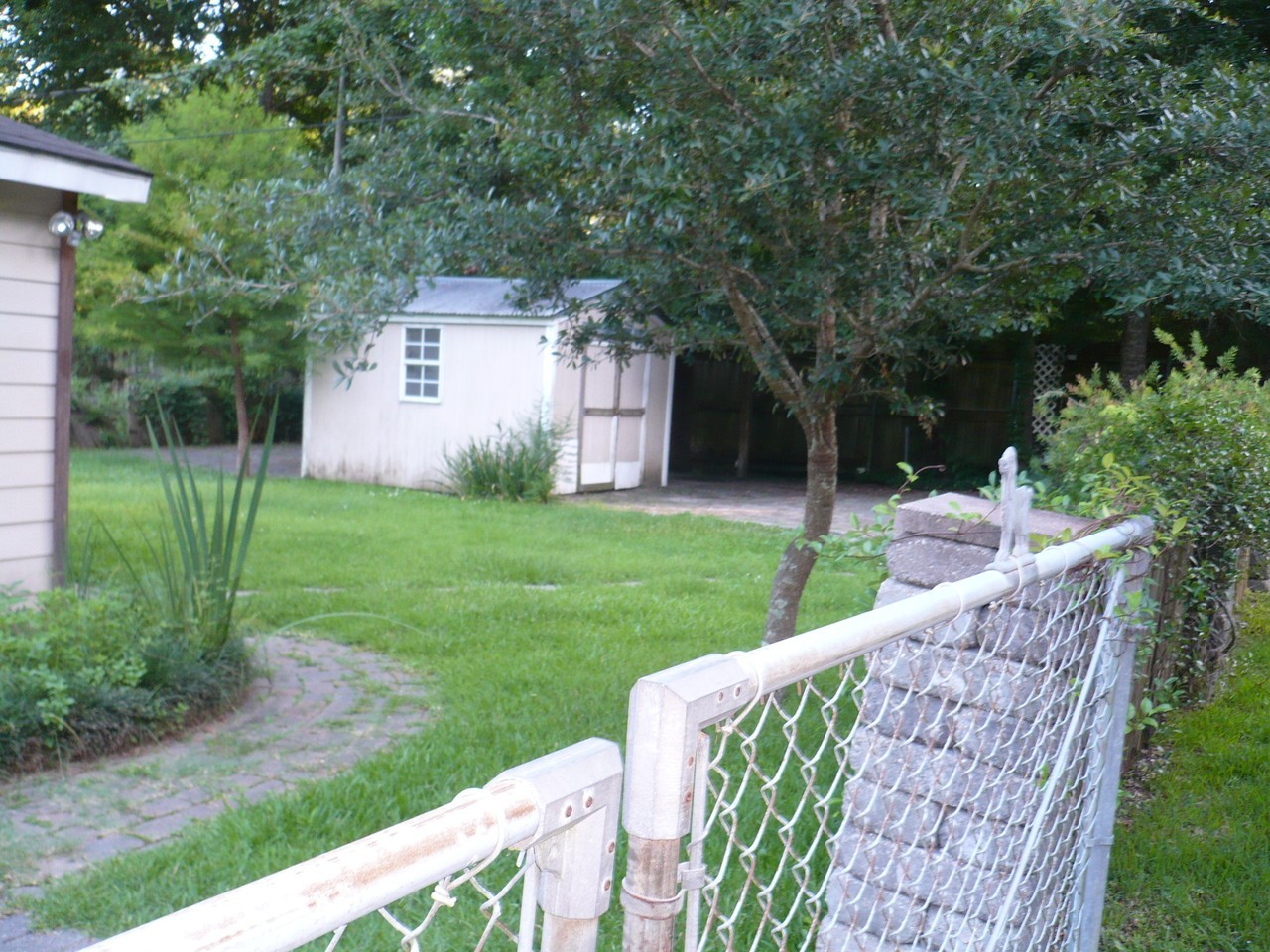 428 N Pierce St - Photo 2 of 8