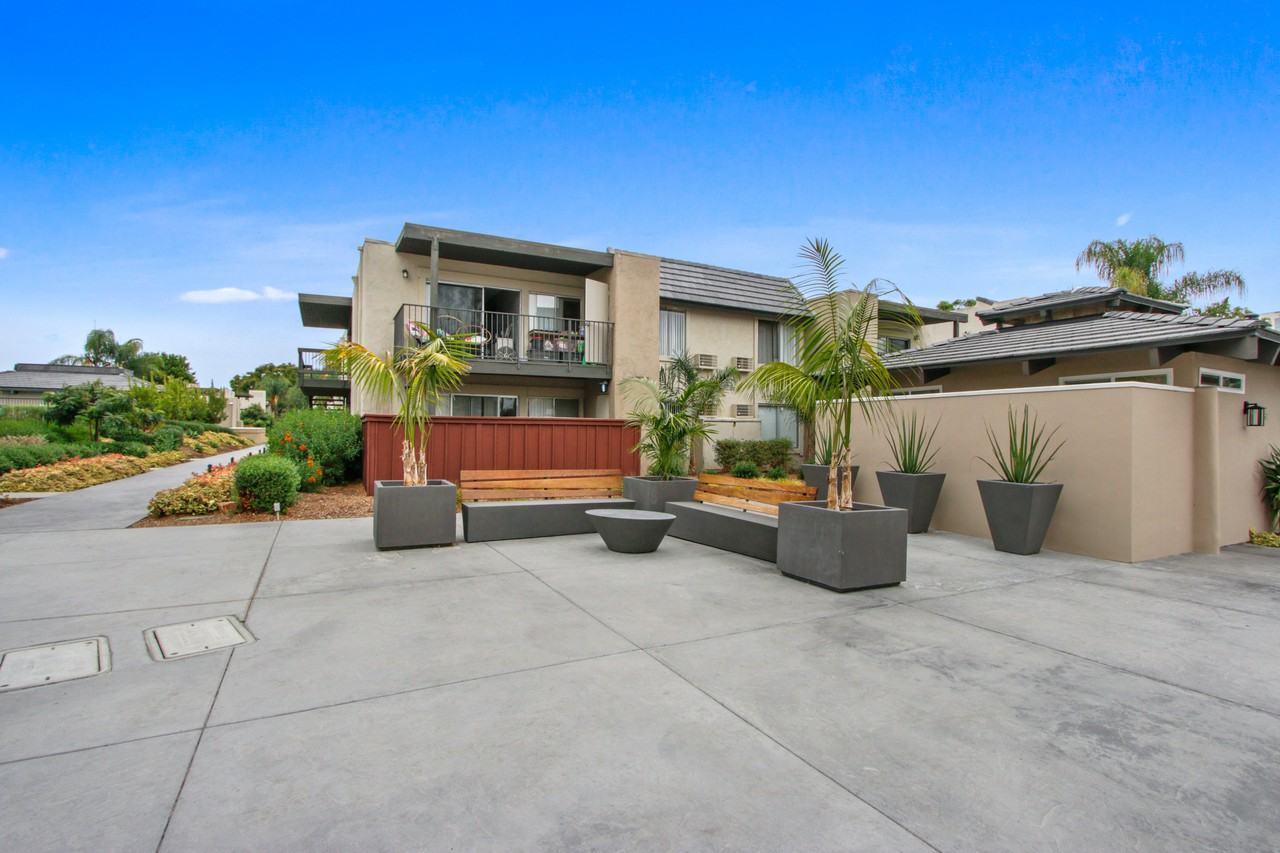 3400 South Main - Photo 4 of 33