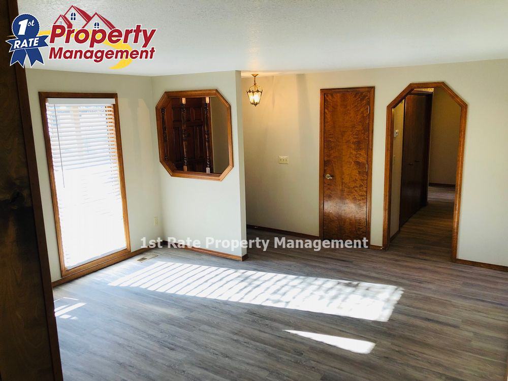 3312 S Norfolk Way - Photo 3 of 34