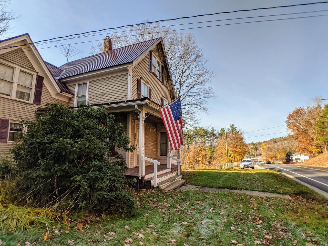 667 Laconia Rd #1 - Photo 2 of 31