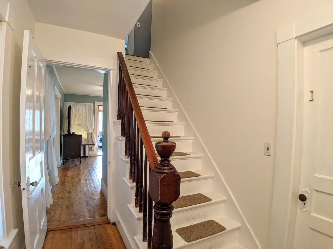 667 Laconia Rd #1 - Photo 3 of 31