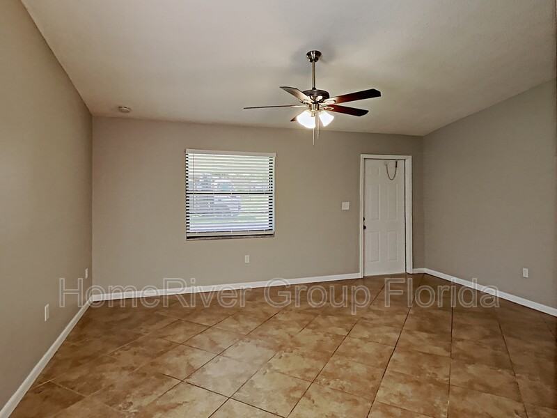 13741 Sw 46th Ter - Photo 2 of 18