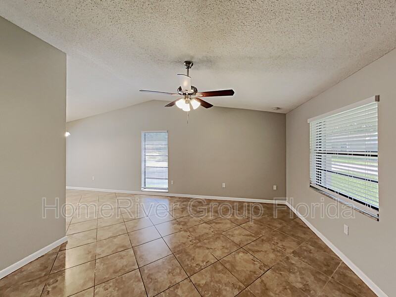 13741 Sw 46th Ter - Photo 3 of 18