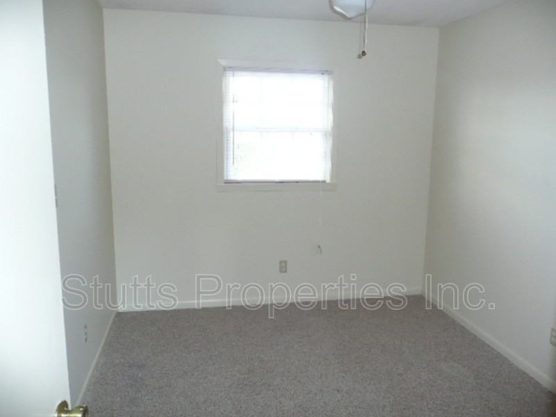 364 Country Land Way - Photo 2 of 5