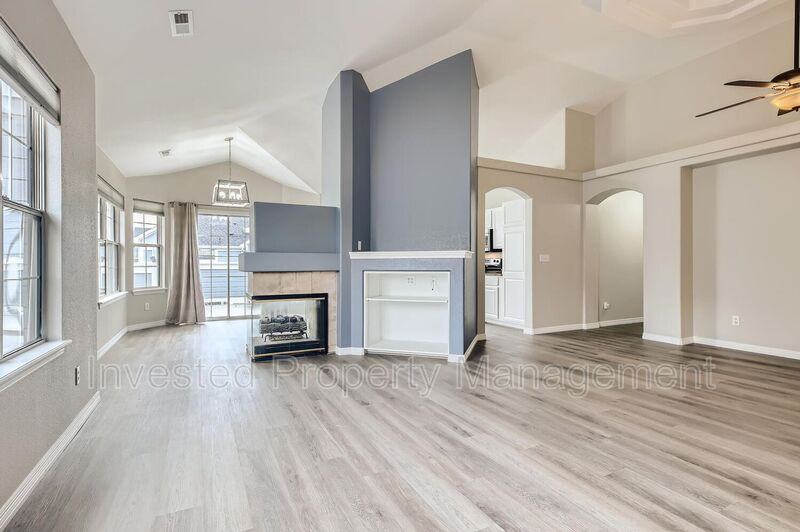 4901 S Ammons St #16B - Photo 5 of 19