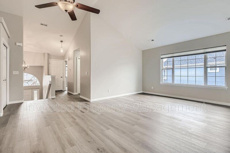 4901 S Ammons St #16B - Photo 6 of 19