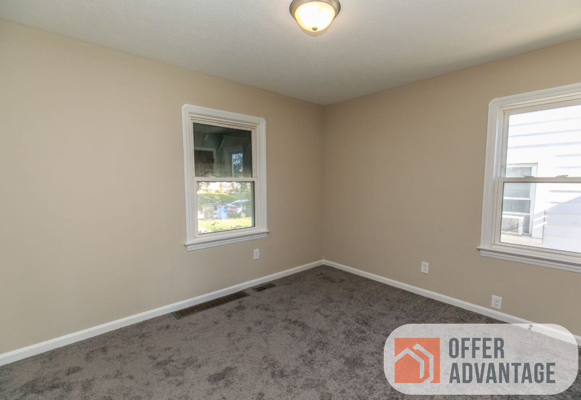 4403 W 57th St #1 - Photo 7 of 11