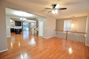 featured image of 3702 Sun Pl #1