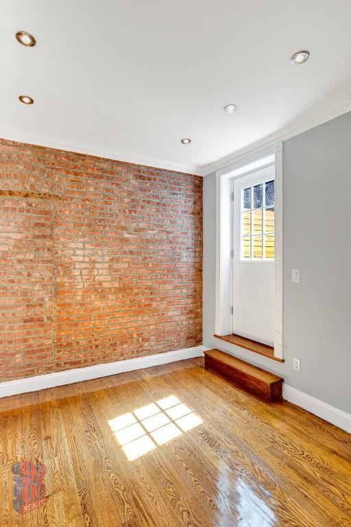 E 106th St #7 - Photo 6 of 10