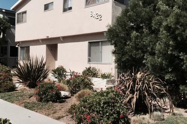 8400 Amigo Avenue - Photo 2 of 9