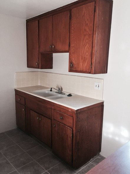 8343 Amigo Avenue - Photo 3 of 10