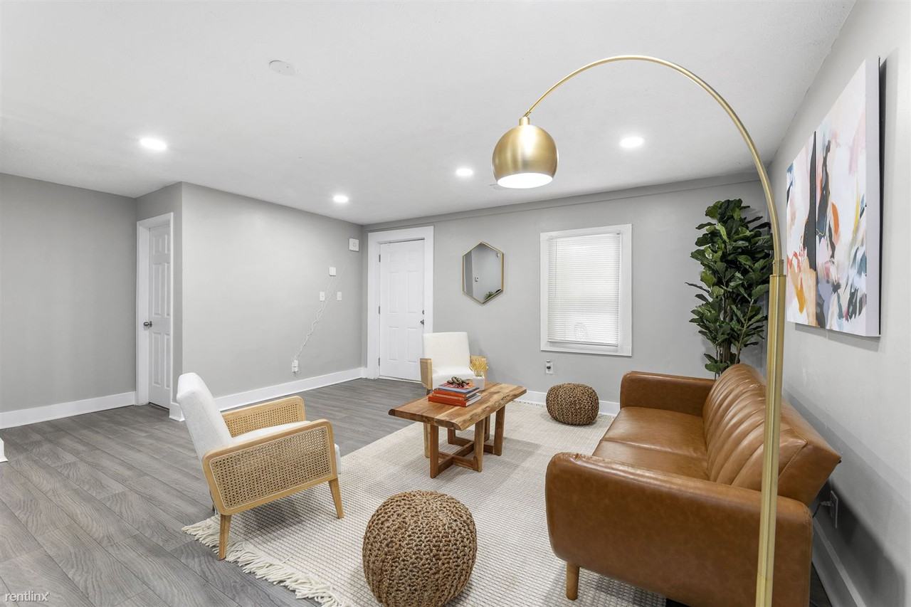 180 Park Apartments - Photo 2 of 17