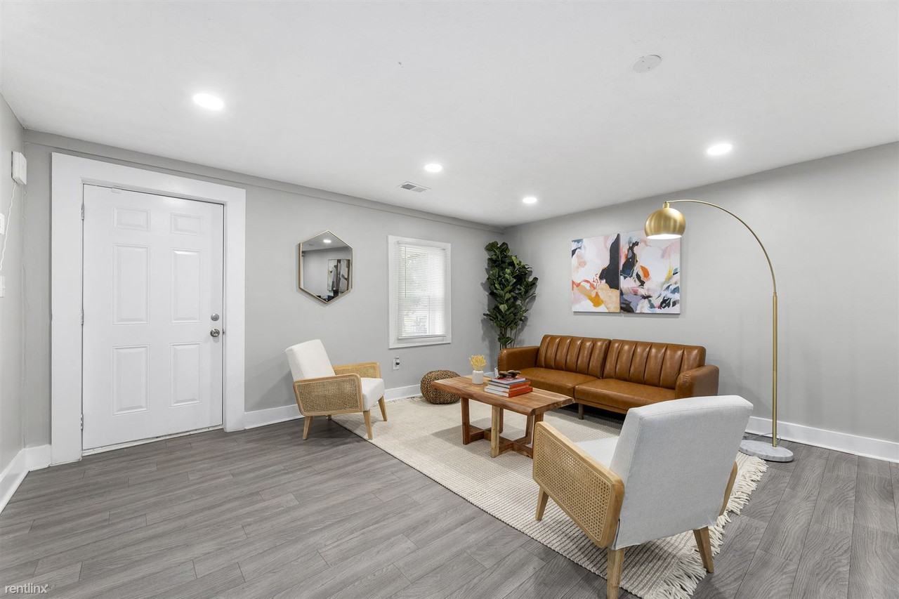 180 Park Apartments - Photo 3 of 17