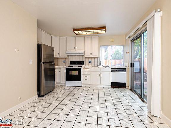 4485 Kirk Rd - Photo 3 of 5