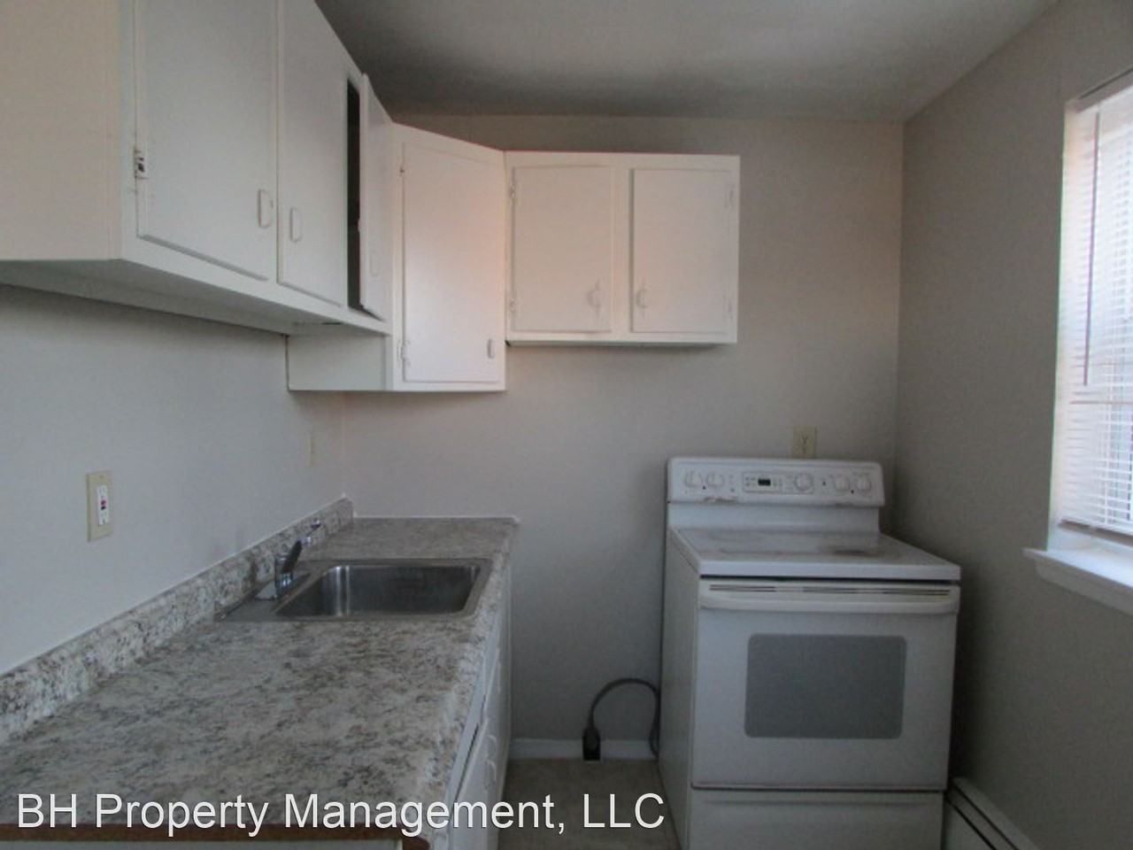 17 Marshall Street - Photo 2 of 4