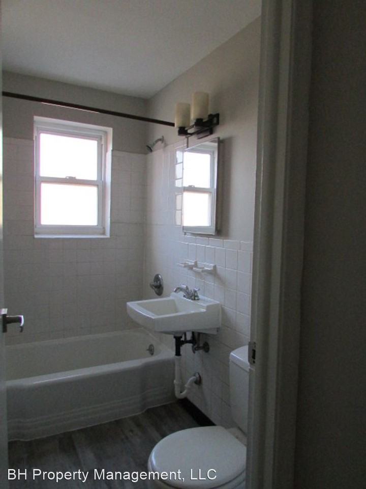 17 Marshall Street - Photo 3 of 4