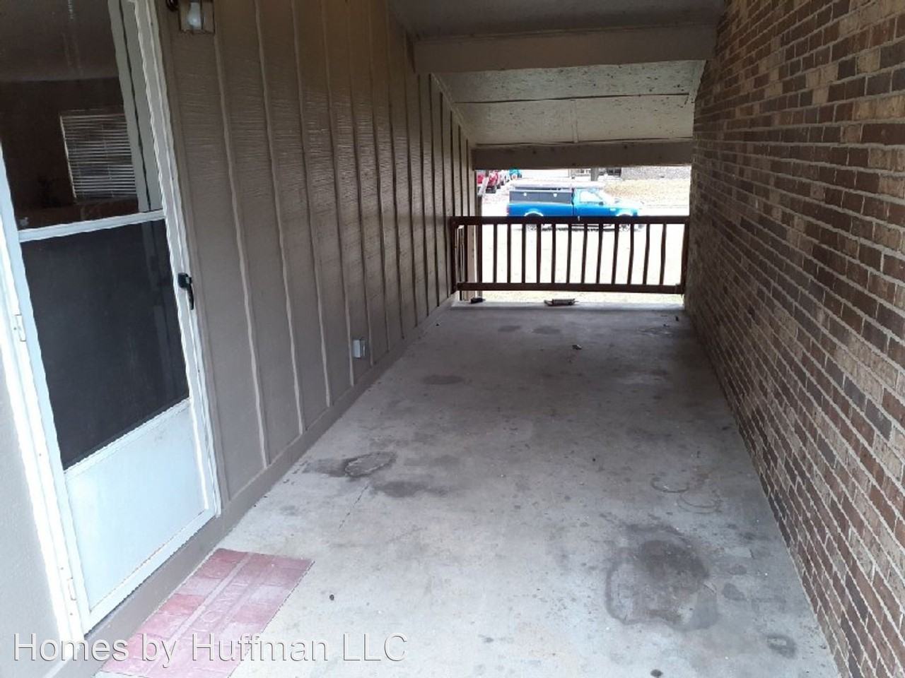 2900 John Ave - Photo 2 of 15