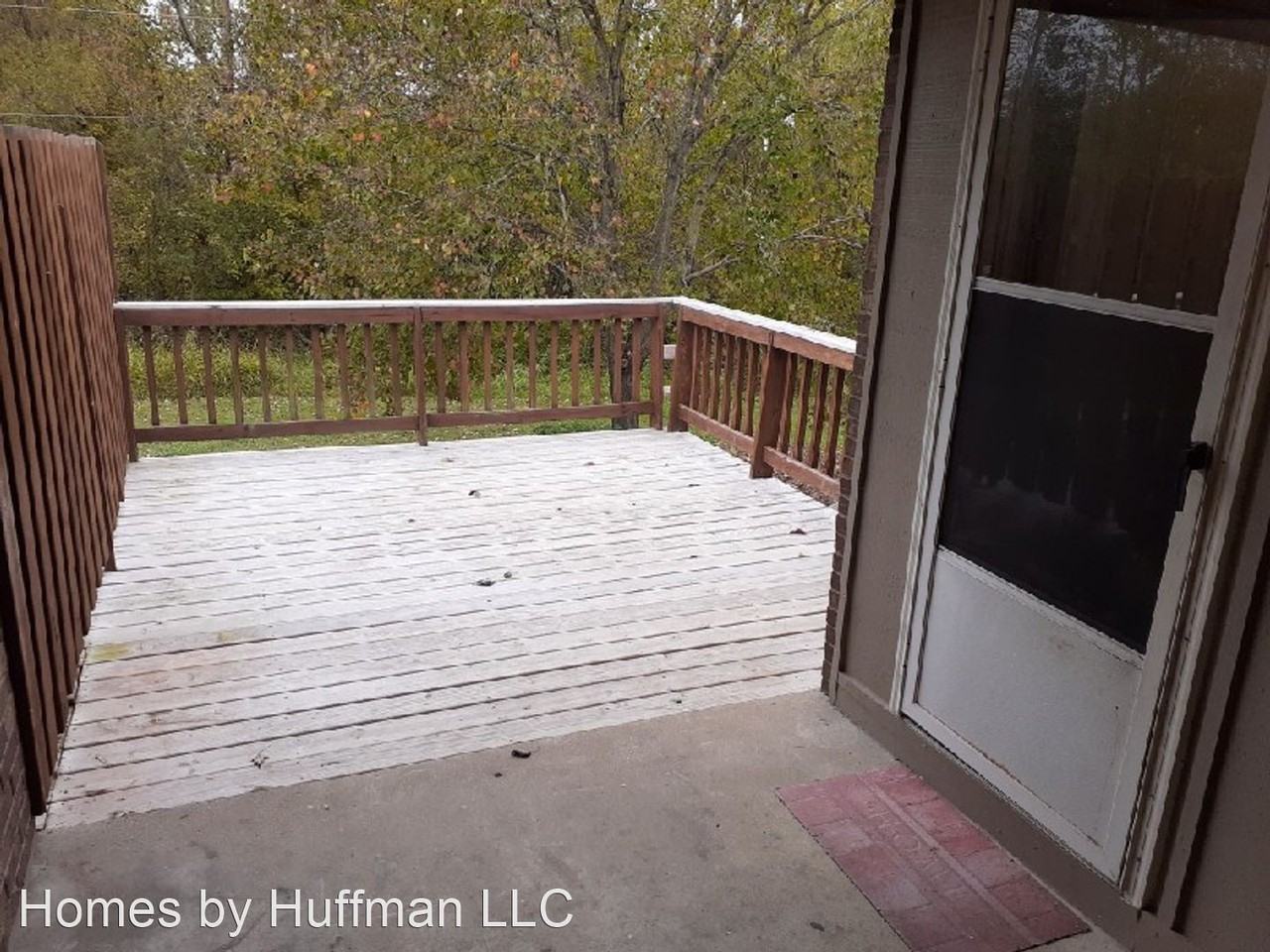 2900 John Ave - Photo 3 of 15