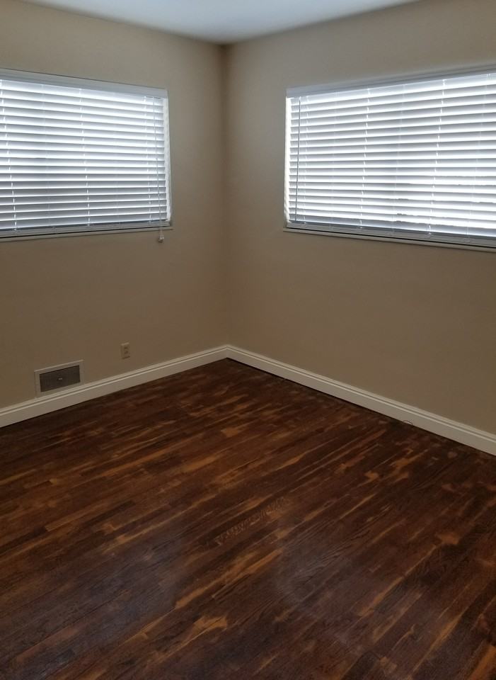 1584 Nw - Photo 6 of 14