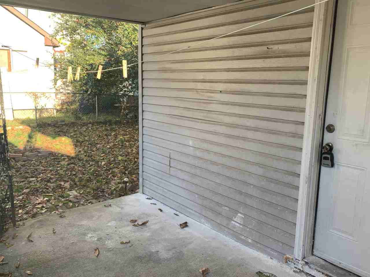 4727 Venable Ave Rear - Photo 2 of 12