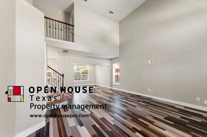 1406 Chesterpoint Dr - Photo 2 of 13