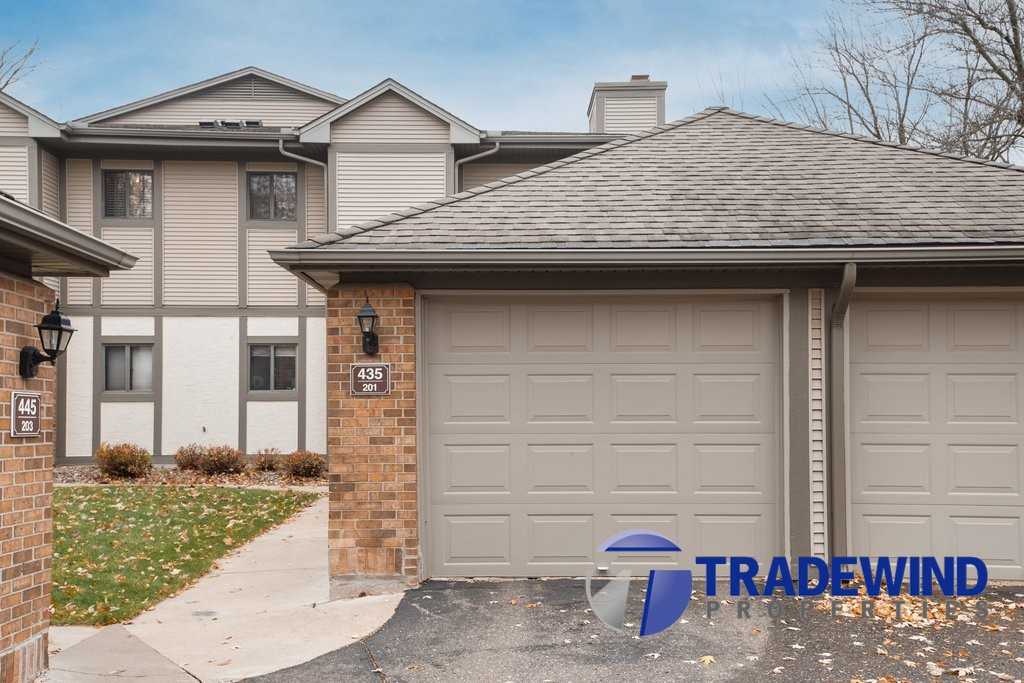 435 Shelard Parkway #201 - Photo 3 of 15