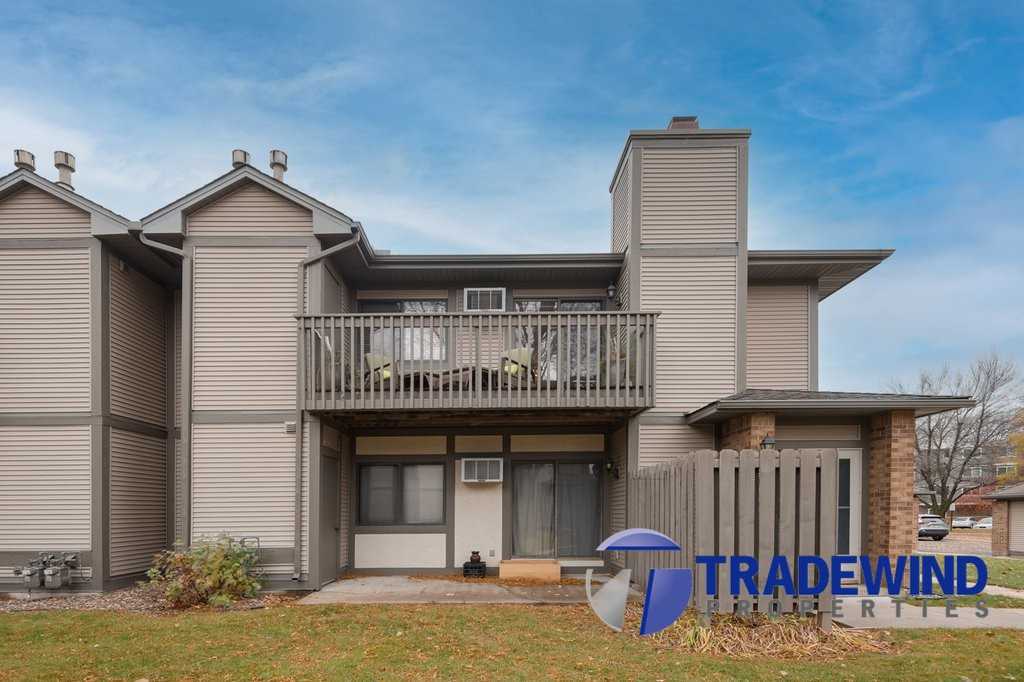 435 Shelard Parkway #201 - Photo 2 of 15