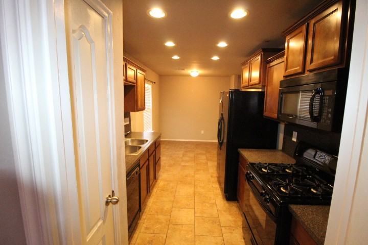 6117 Courtyards Court - Photo 3 of 10