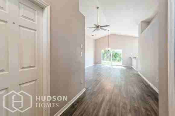 11114 Rouse Run Cir - Photo 2 of 16