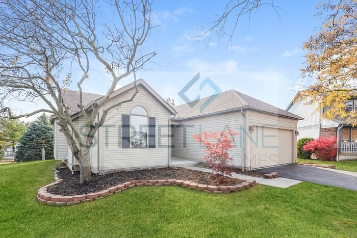 870 Bisque Ct - Photo 2 of 15