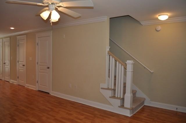 1725 Harvey Mitchell Pkwy - Photo 3 of 33