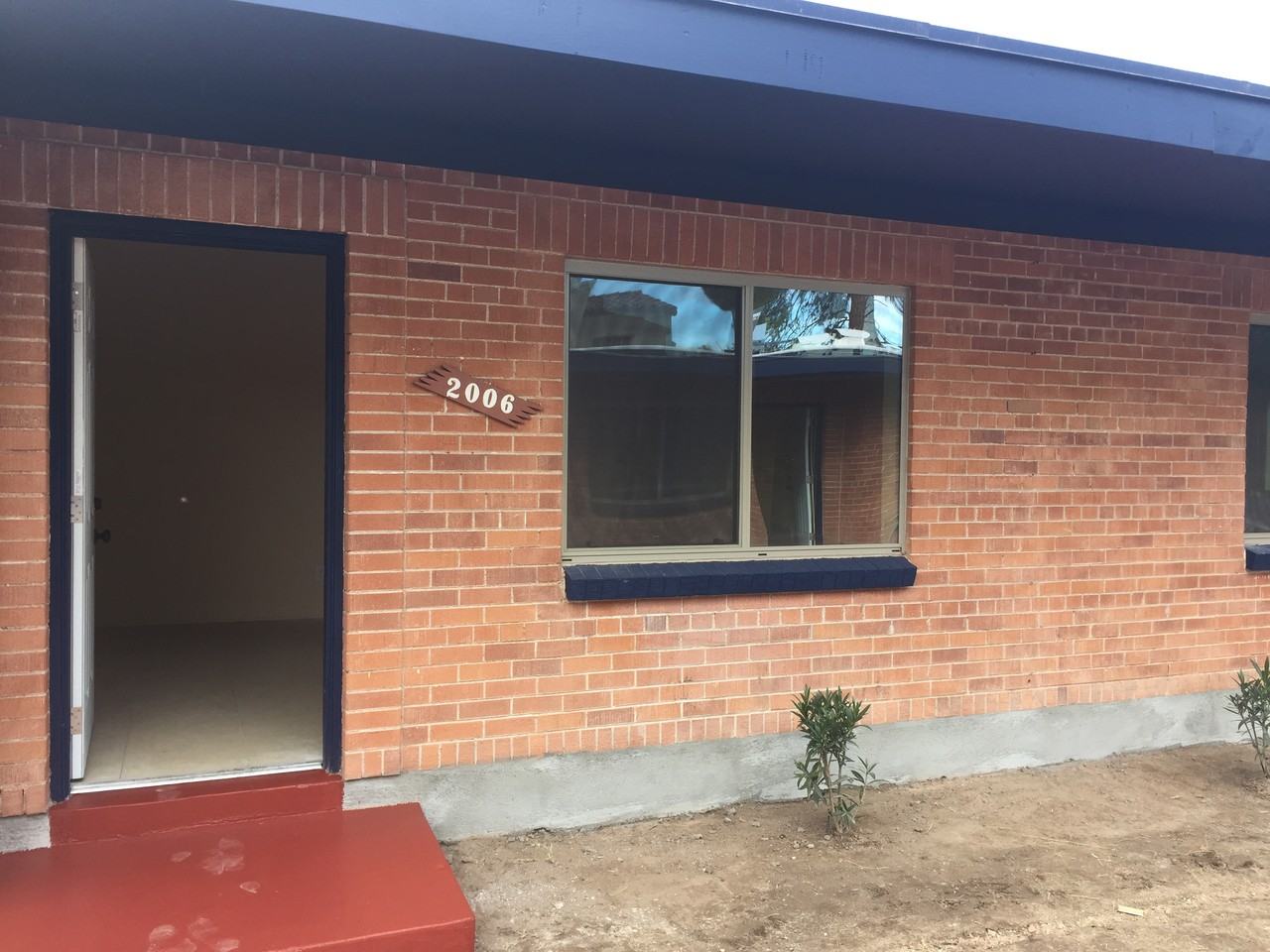 2004-2010 East 6th Street - Photo 3 of 11