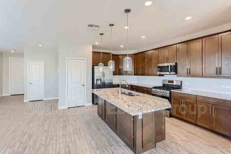 20234 W Harrison St - Photo 2 of 13
