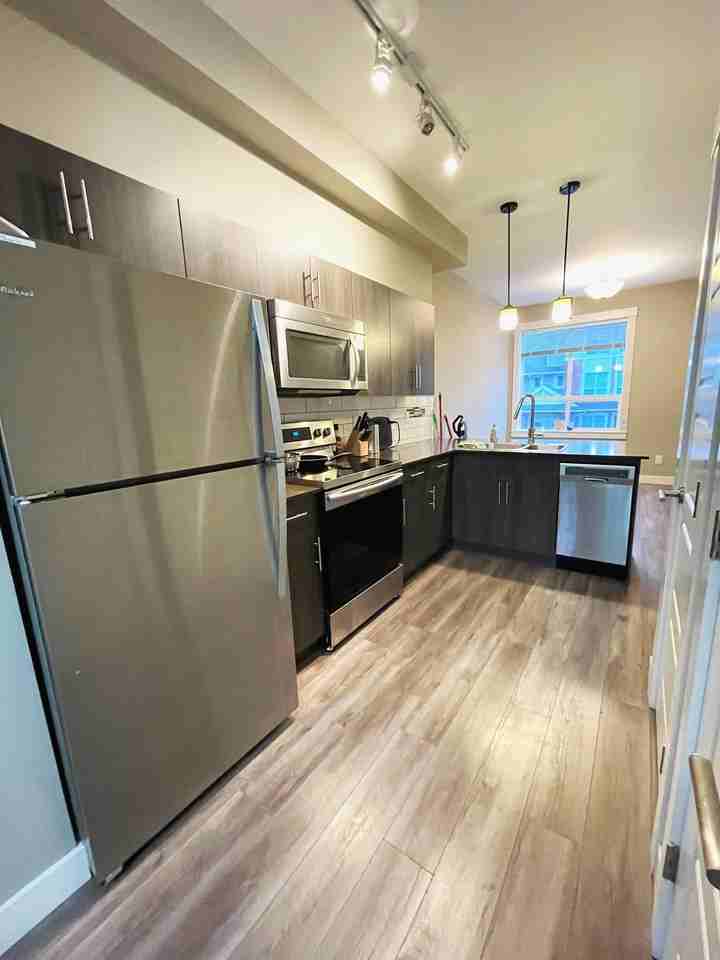 110 - 110 Baxter Avenue #204 - Photo 2 of 15