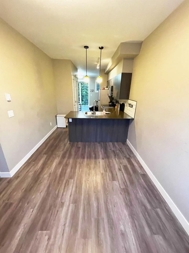 110 - 110 Baxter Avenue #204 - Photo 3 of 15