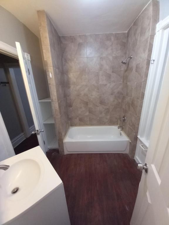 33 N Franklin St - Photo 4 of 11