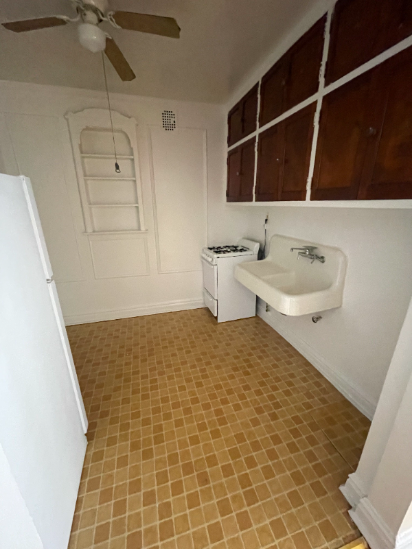 2141 Gunderson Ave #212 - Photo 2 of 10