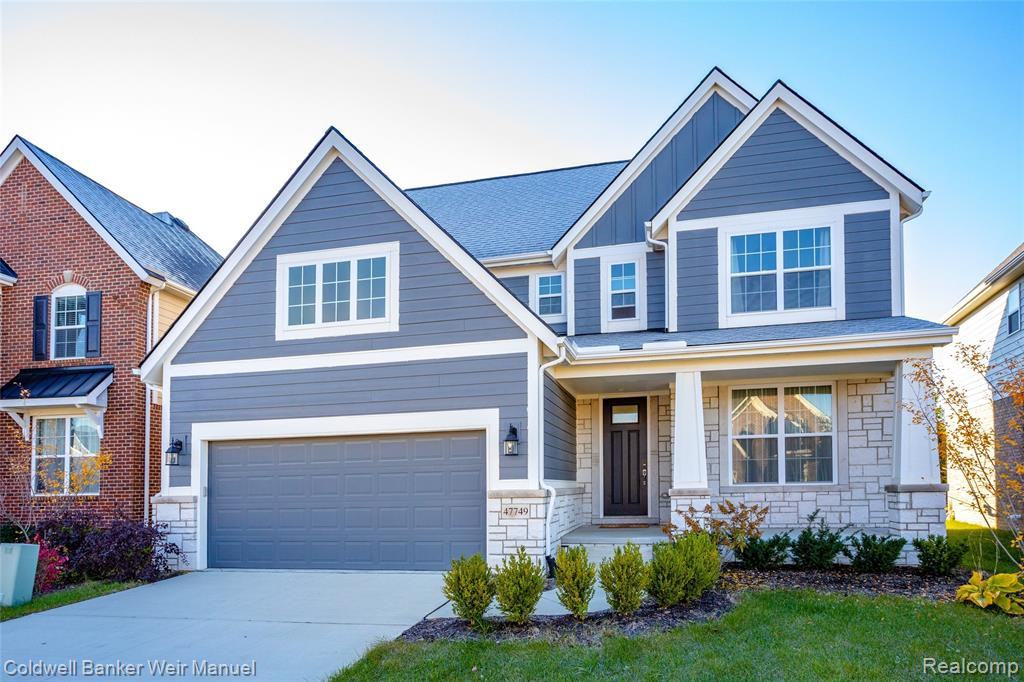 47749 Fieldstone Dr - Photo 2 of 38