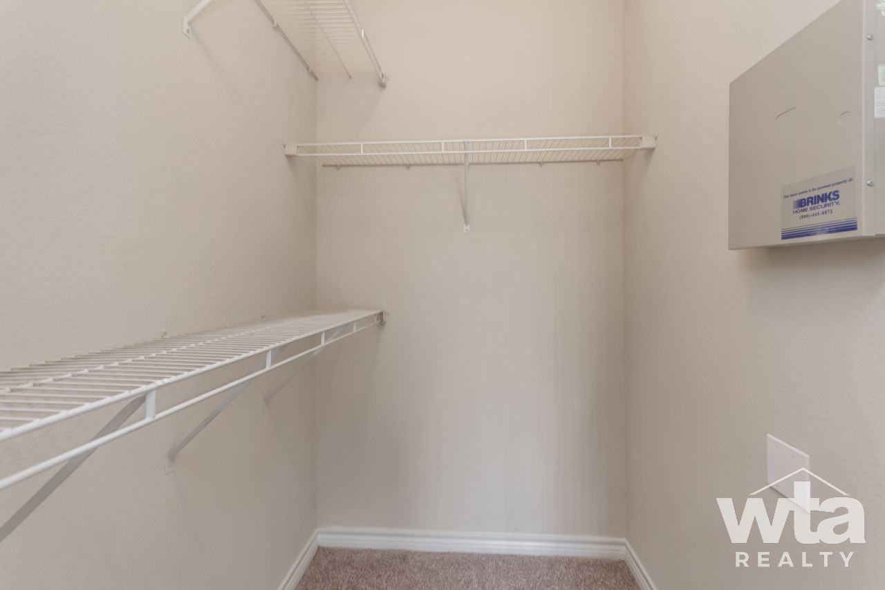 12007 N LAMAR BLVD - Photo 3 of 25