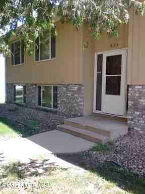 875 Spring Road - Photo 2 of 13