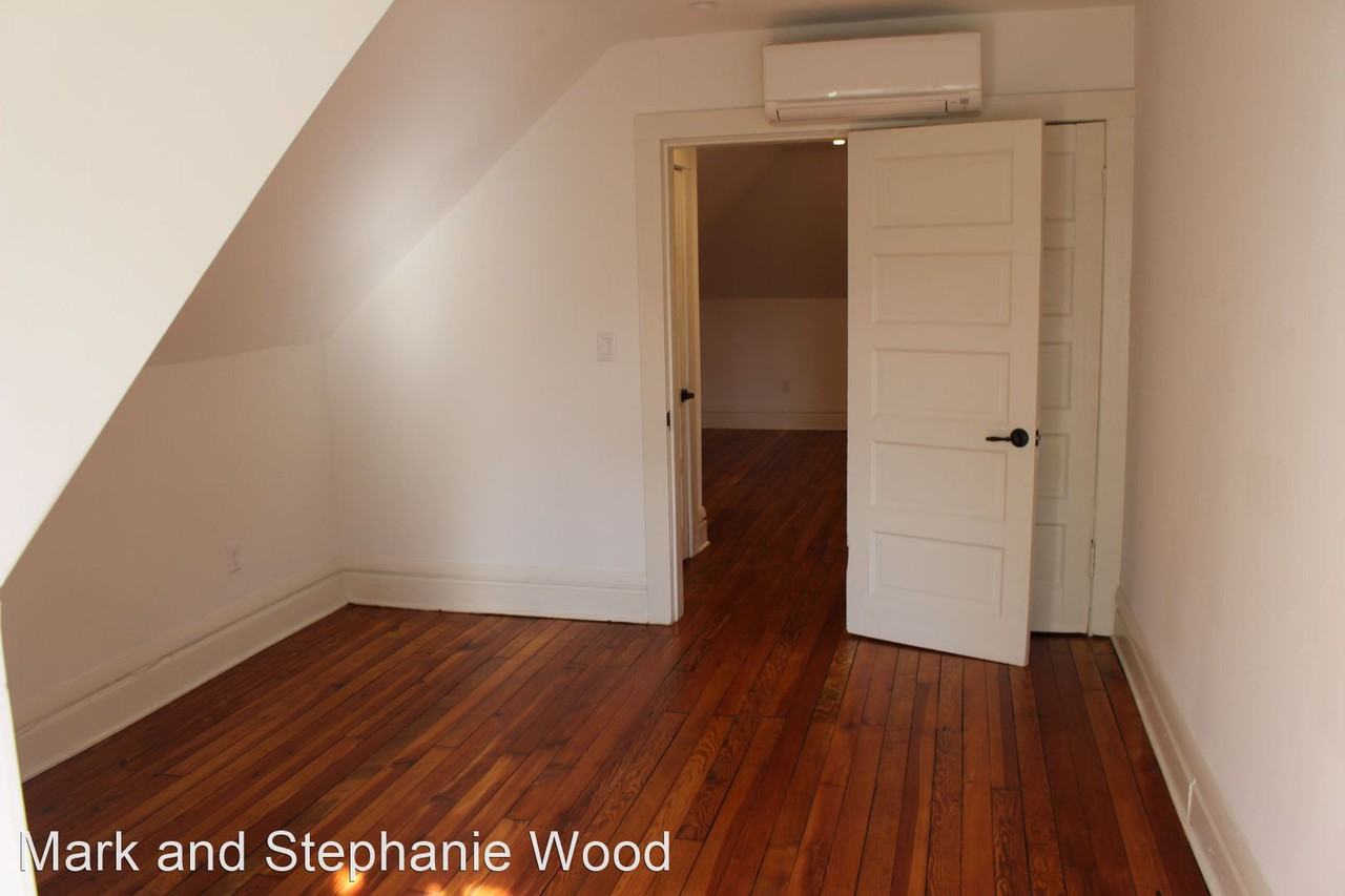 130-132 W Second - Photo 3 of 18