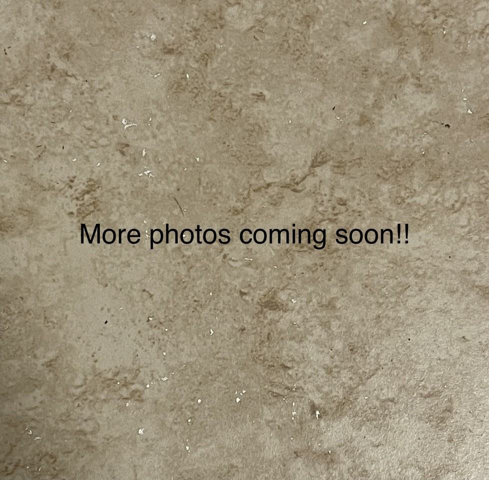 1802 Nw Ozmun Ave - Photo 3 of 3