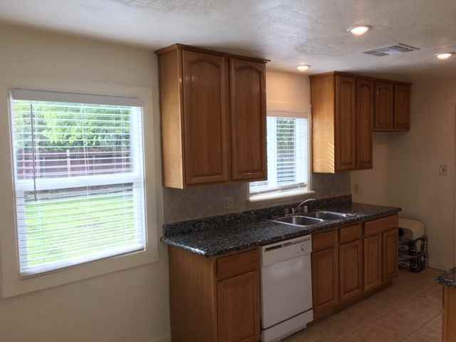 2976 65th St - Photo 2 of 16