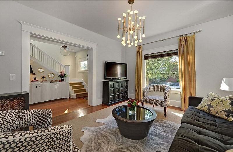 3100 E Jefferson St - Photo 3 of 15