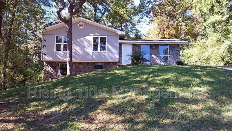 1036 Arcadia Cir